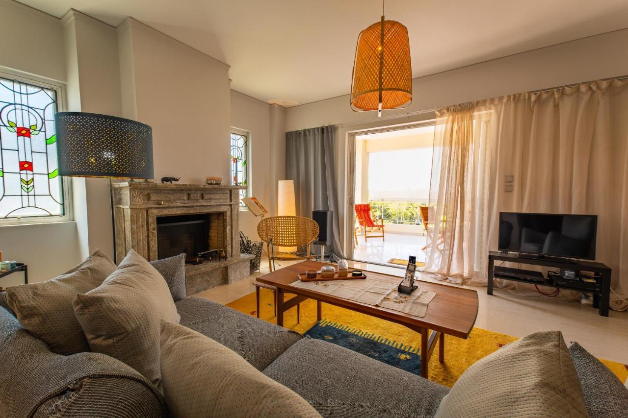 Spacious Apartment In Kavouri Athen Eksteriør billede