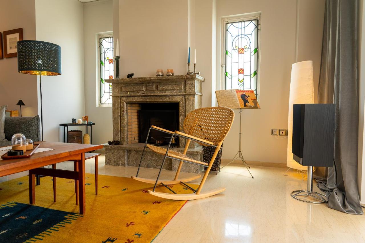 Spacious Apartment In Kavouri Athen Eksteriør billede